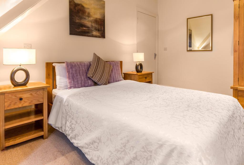 Villiers Lodge Surbiton Luaran gambar