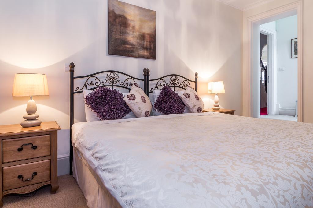 Villiers Lodge Surbiton Luaran gambar