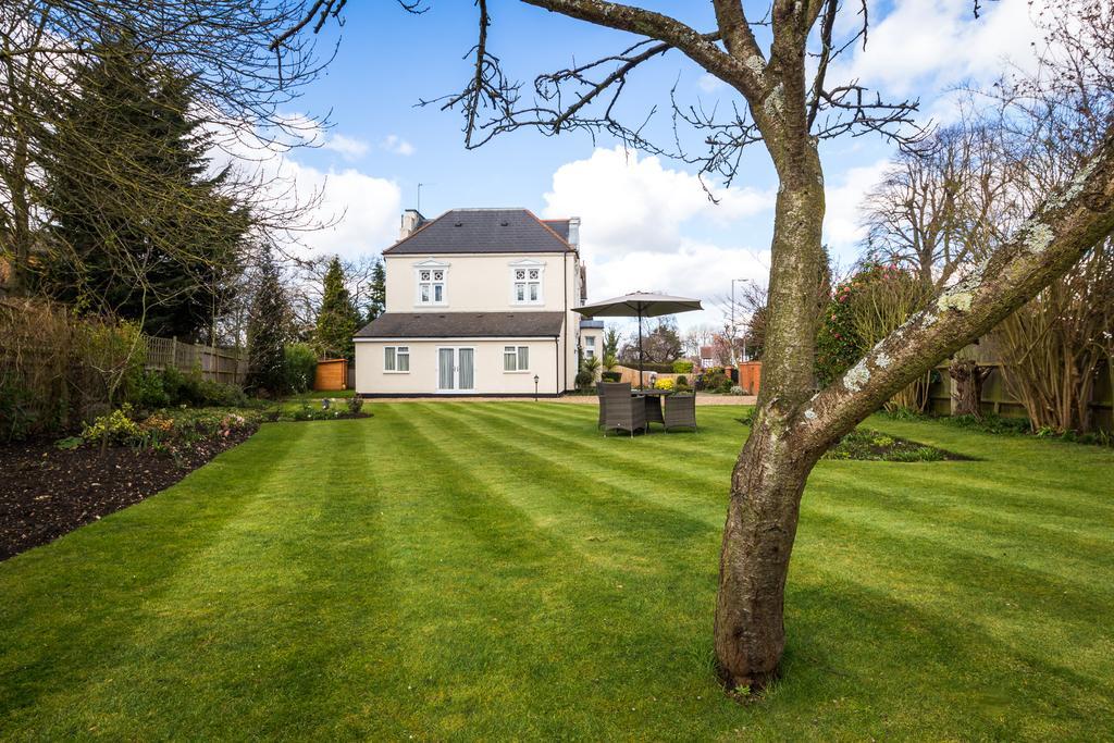 Villiers Lodge Surbiton Luaran gambar